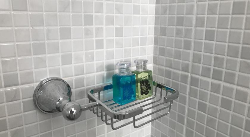 Image of Twin Room 15