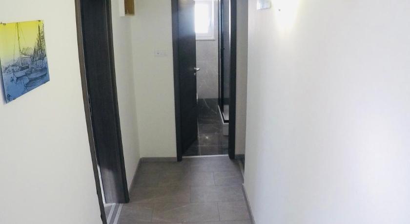 Apartments Lopac Jadranovo photo