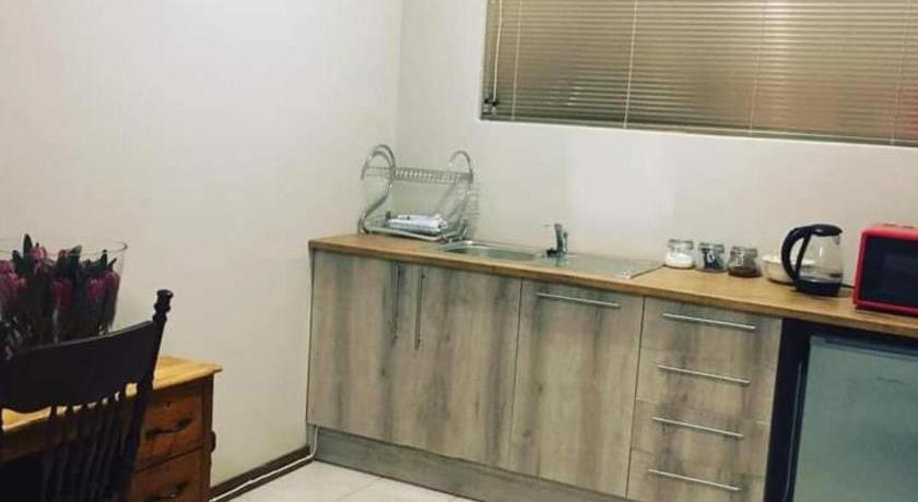 CITY VIEW GUEST HOUSE KLERKSDORP +27837321413 photo