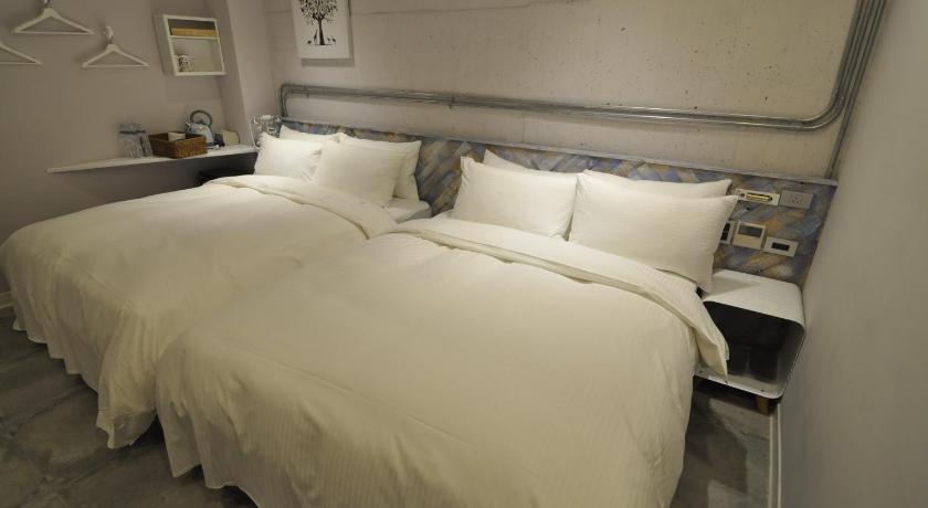 Image of Economy Quadruple Room 1