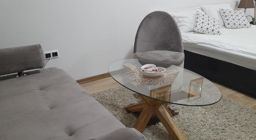 Sleep and drive No2 — Hotel in Sarajevo