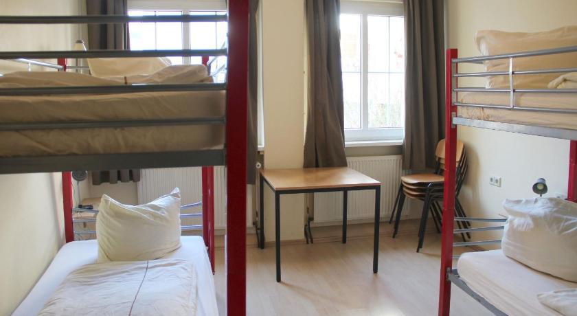Image of Quadruple Room with Private Bathroom 0