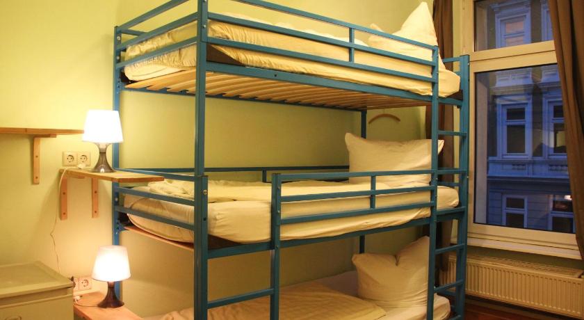 Image of Triple Room with Private Bathroom 1