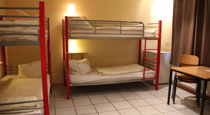 Image of Quadruple Room with Private Bathroom 3