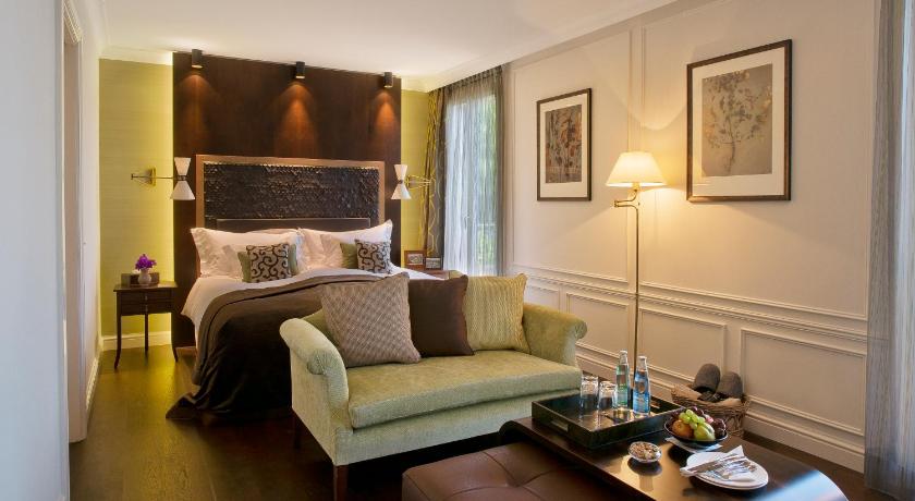 Image of Superior Room with Lake View 0