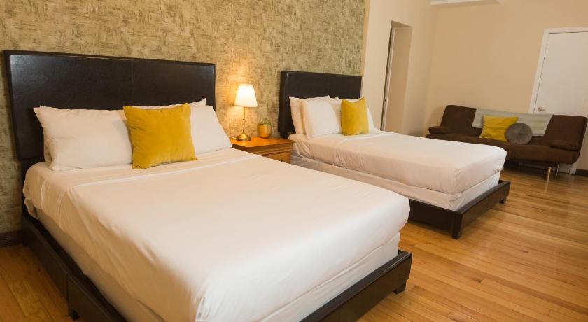 Image of Double Room with Two Double Beds 3