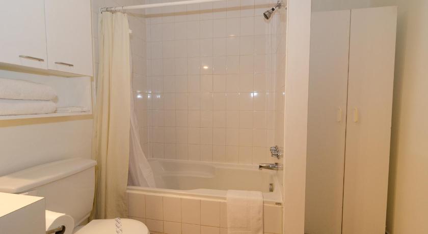 Image of Double Room with Two Double Beds 10