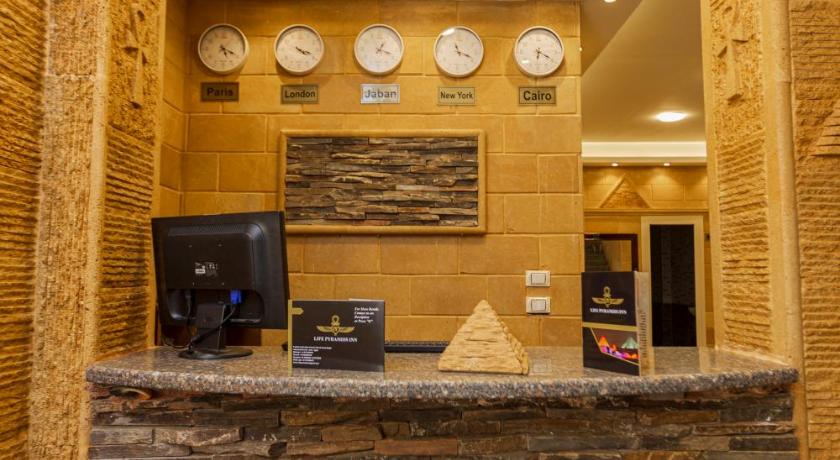 Life Pyramids Inn photo