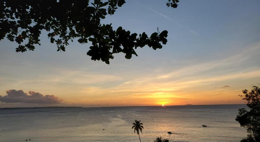 Aguadilla Sunrise apt with electricy water AC WIFI 8 minute walk from Crashboat beach photo