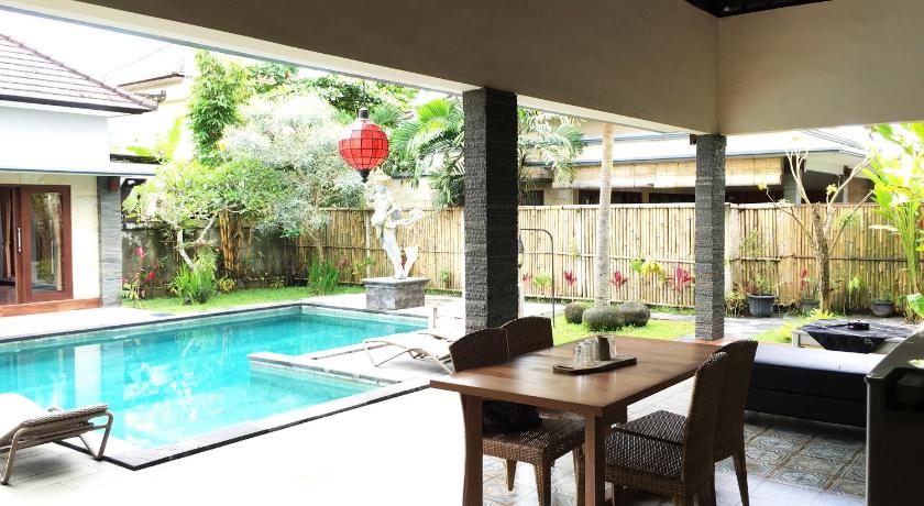 Widi Agung Villa photo