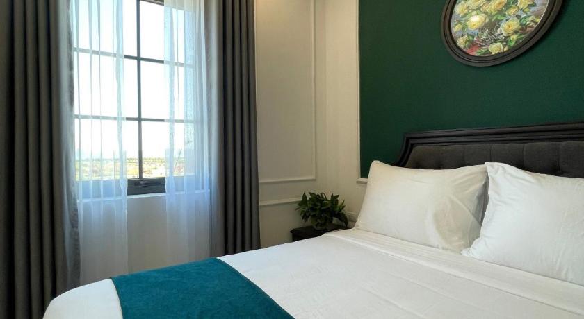 Selecthotel Ha Long photo