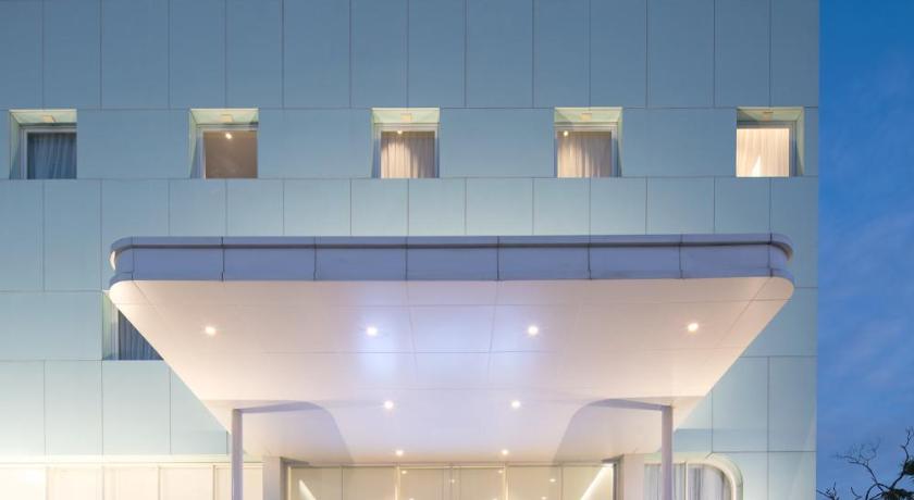 Bangkok Mintel Huamark 3-Star Hotel suite