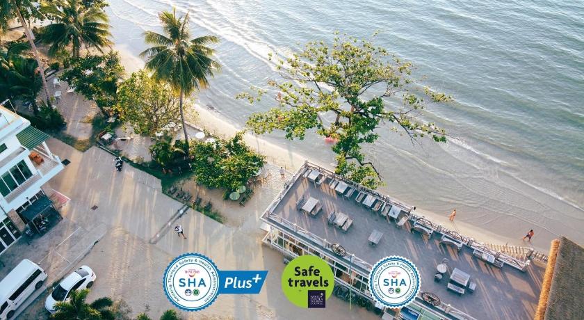 a city with a lot of palm trees, Mam Kai Bae Beach Resort (SHA Extra Plus) in Koh Chang