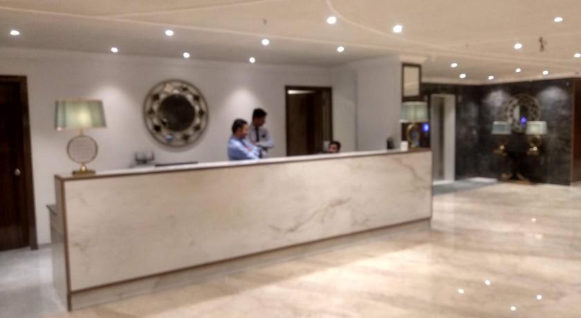 OAKTREE HOTEL photo
