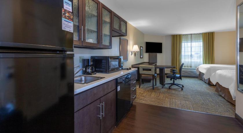 Candlewood Suites Kalamazoo