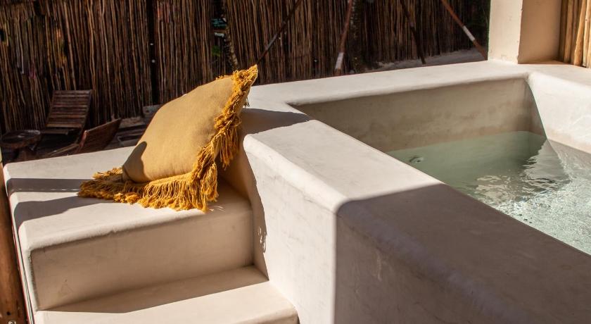 Image of Deluxe Partial Sea View Mini Pool 13