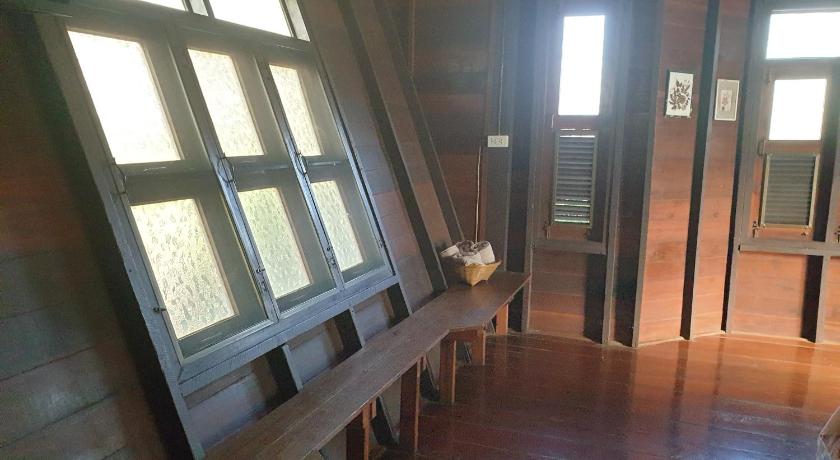 ランプーン จำค่า ชาเลท์ บ้านพักสวนเกษตร (Jumka Chalet - Home and Farm Stay) 3つ星 ゲストハウス 外観