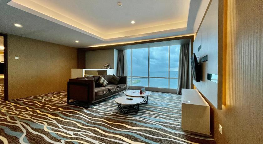Image of Executive Suite 6