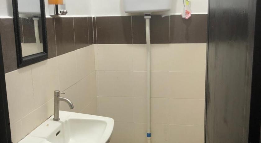 Nara Homestay Serkam photo