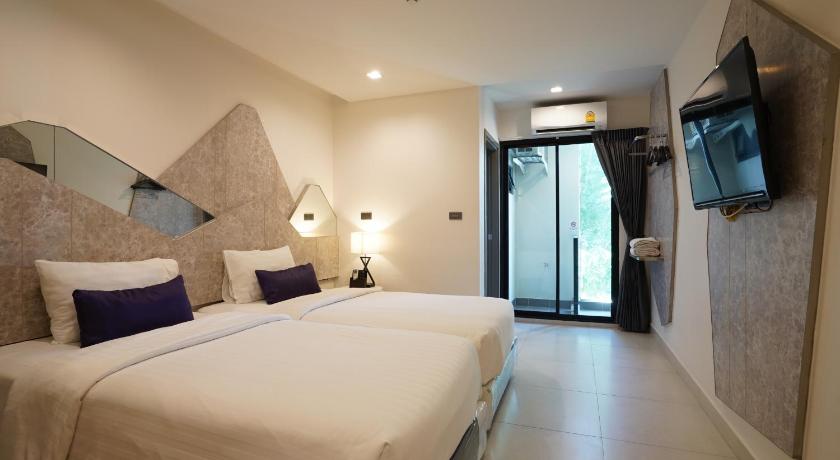Image of Superior Twin Room 1