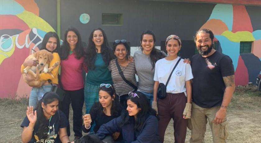 Barefoot Bir Coliving Coworking Cafe photo