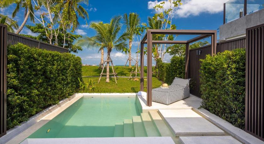 Image of Beachfront Pool Villa 8