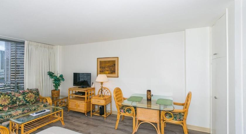 Ilikai Marina Studio City View Condos with Fully Equipped Kitchens & Free Wifi photo