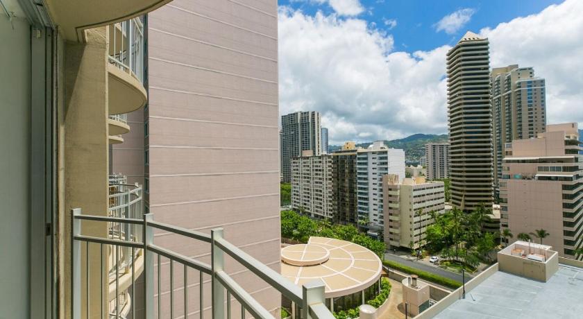 Ilikai Marina Studio City View Condos with Fully Equipped Kitchens & Free Wifi photo