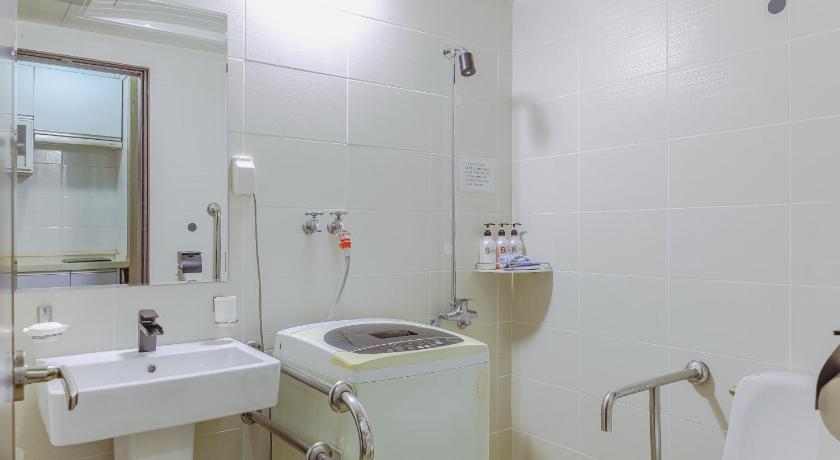 Image of Standard Double Room 14