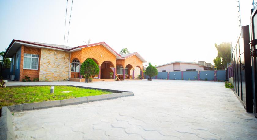 科福里杜阿 Bays Villa, Koforidua 4星级 民宿 餐厅