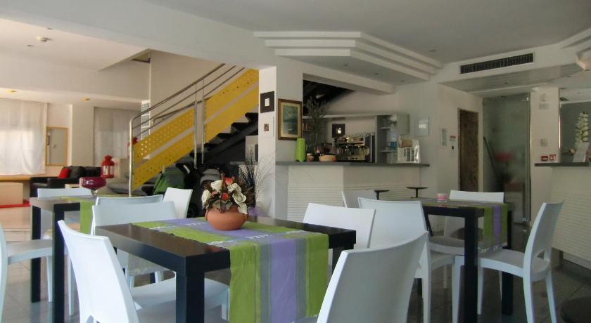 Hotel Desire' photo