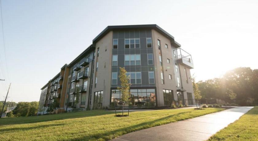 FRONTDESK Core Apts Campustown Ames photo