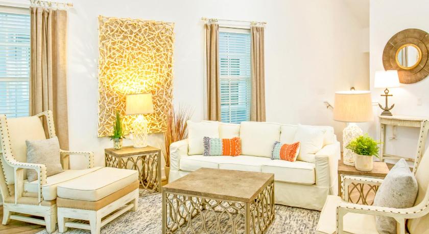 114 Cattail Street Waterfront 5-Bedroom 4-Bath House Resort Amenities