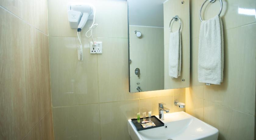 Jatra Hotel Grand Royal photo