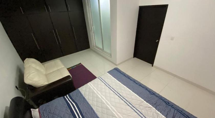 Comodo y moderno apartamento con dos camas king photo