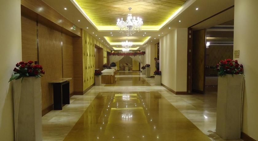 Country Inn & Suites by Radisson Meerut