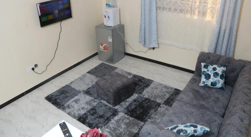 Nice Spacious 1bedroom hideout in bamburi photo