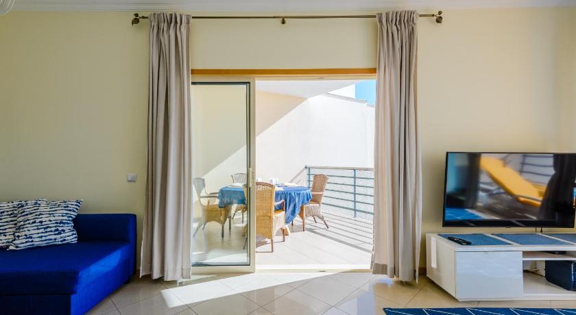 Sea view Apartment with 3 Terraces & Swimming pool photo