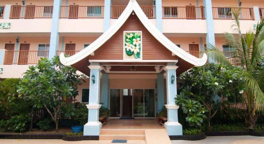 Ampan Resort & Apartment - image 2
