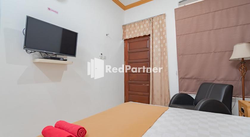 Langkar Guest House Syariah Mitra RedDoorz – Samarinda, ID