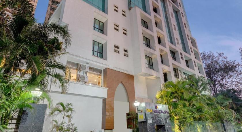 Entrance, Click Hotel Caliph in Mumbai