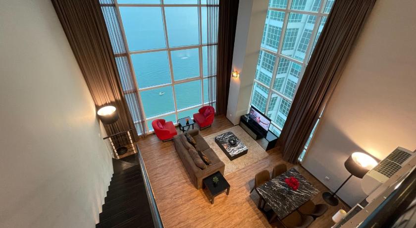 Maritime Seaview Hotel by SS Setia Resort photo