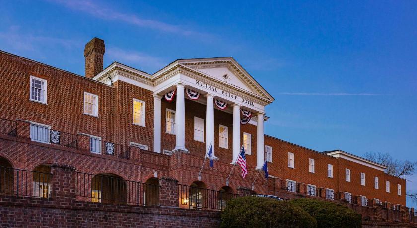 Natural Bridge Hotel, Trademark Collection by Wyndham — Hotel in Natural Bridge (VA)