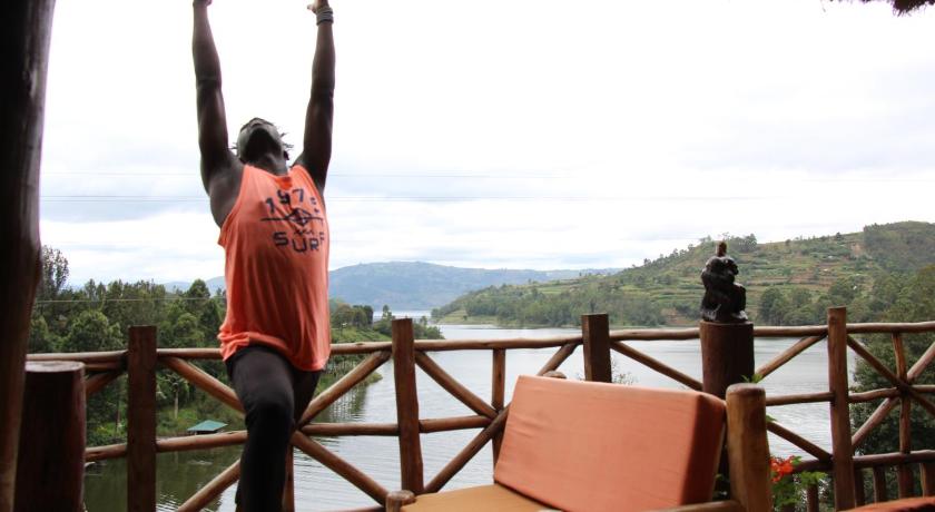 Lake Bunyonyi View Resort photo