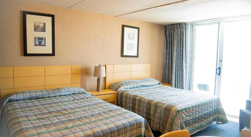 Acropolis Oceanfront Resort photo