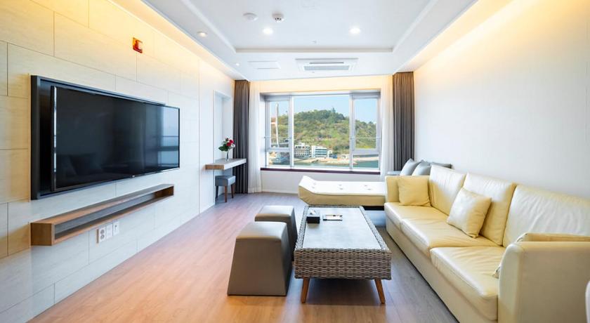 Image of Presidential Suite Ocean View 14