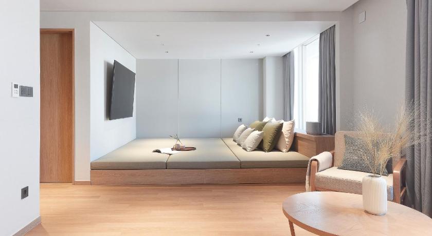 Image of Sky Suite A or B - Randomly Assigned 3