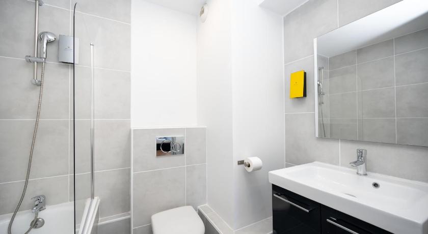 Image of One-Bedroom Apartment (4 Adults) 2