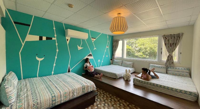 Image of Mountain View Family Room 0