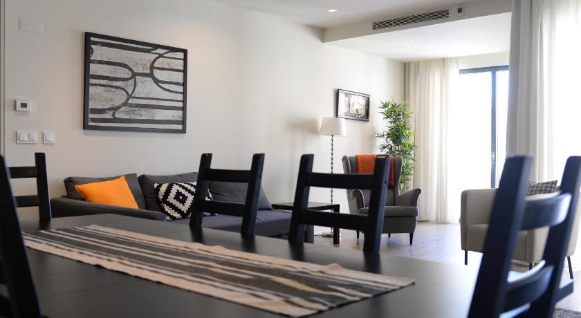 Lux Apartment with Pool and Garage - 17